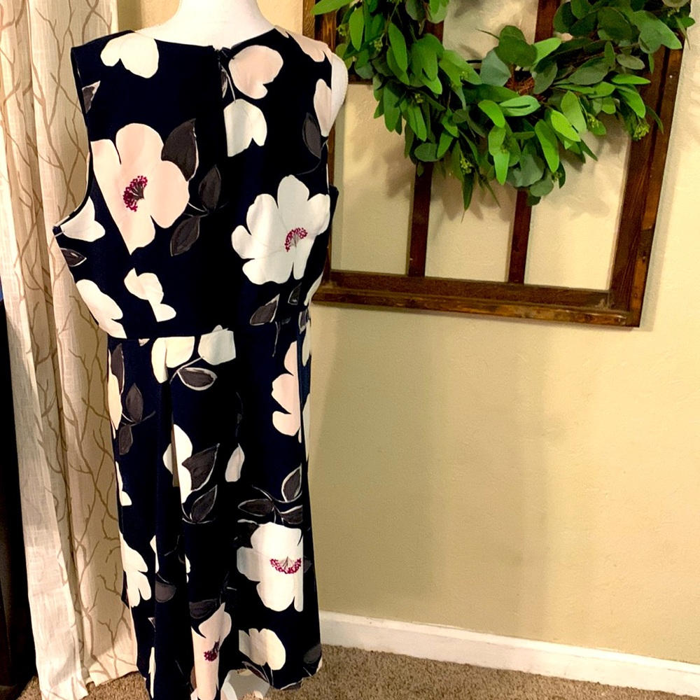 AnnTaylor Blue Floral Pleated Garden Party Office Church Dress size 16 - Picture 8 of 14